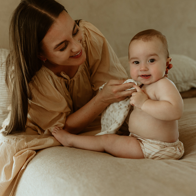 Palm / Painted Stripe Burp Cloth Duo